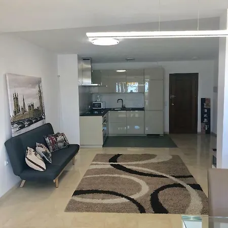 아파트 Puerto Paraiso Seaview For 5 People